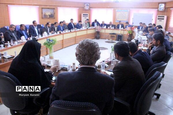 نشست مشترک روسا و معاونان آموزش و پرورش و سازمان دانش‌آموزی استان بوشهر