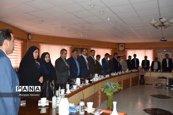 نشست مشترک روسا و معاونان آموزش و پرورش و سازمان دانش‌آموزی استان بوشهر