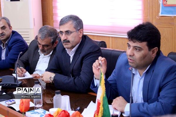 نشست مشترک روسا و معاونان آموزش و پرورش و سازمان دانش‌آموزی استان بوشهر