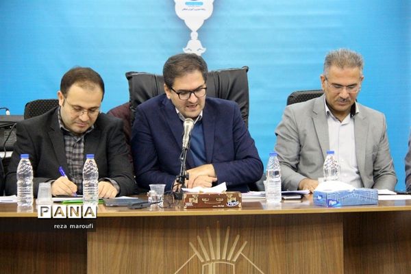 نشست خبری سرپرست شرکت آب و فاضلاب  روستایی آذربایجان غربی