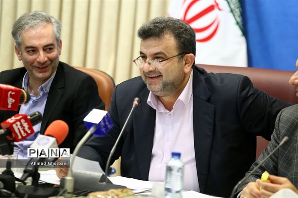 نشست خبری احمدحسین‌زادگان، استاندار مازندران