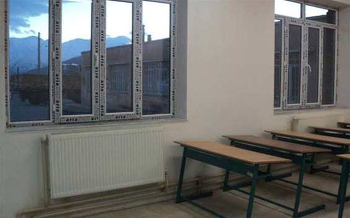 برگزاری جلسه مشترک اعضای کمیسیون آموزش و تحقیقات مجلس شورای اسلامی با مسئولان نوسازی مدارس و آموزش و پرورش