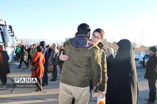 اعزام دانش‌آموزان شهر قدس به اردوی راهیان نور