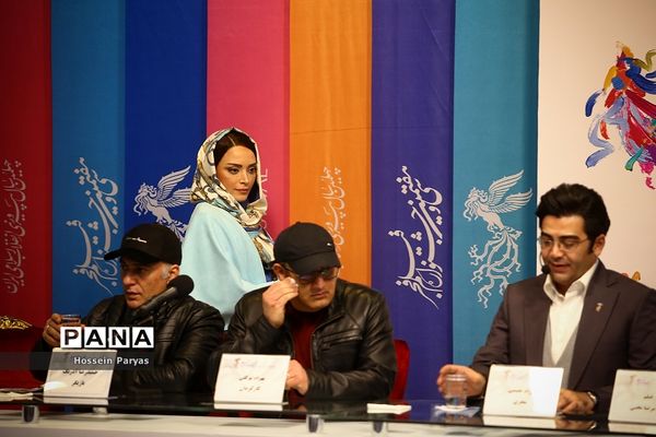نشست‌های پرسش و پاسخ فیلم‌های اولین روز سی و هفتمین جشنواره فیلم فجر