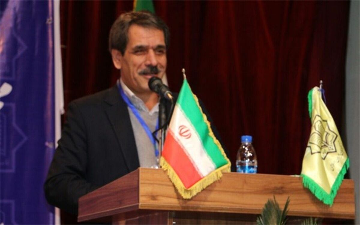 دبیرکل حزب مجمع فرهنگیان ایران اسلامی:  دوستان نادان  ضربه‌های مهلک‌تری به انقلاب زده‌اند