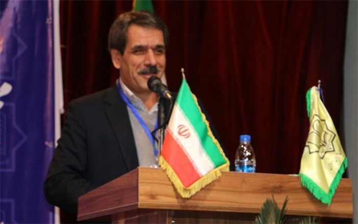 دبیرکل حزب مجمع فرهنگیان ایران اسلامی:  دوستان نادان  ضربه‌های مهلک‌تری به انقلاب زده‌اند