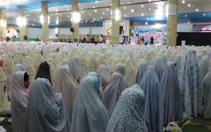2هزار دانش آموز دختر شهرستان زابل، رسیدن به سن تکلیفشان را جشن گرفتند