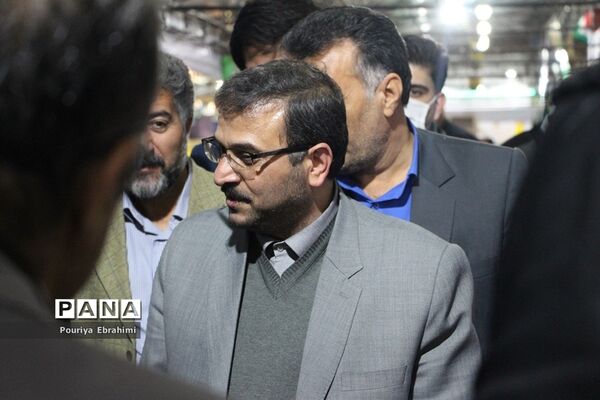 افتتاح نمایشگاه دستاوردهای چهل ساله انقلاب در بیرجند