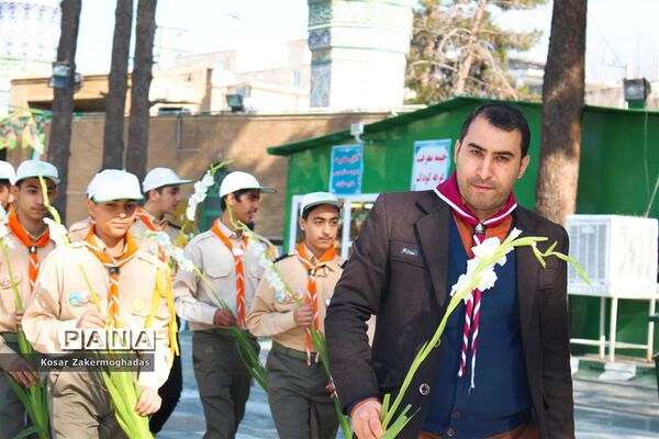 غبار روبی مزار شهدا شهرستان رباط کریم