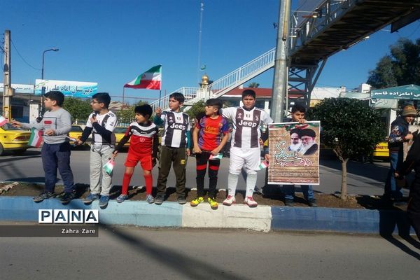 حمل مشعل چهل‌سالگی انقلاب در محمودآباد