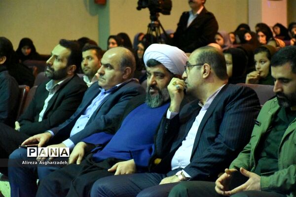 تجلیل از نخبگان علمی شهرستان بابلسر