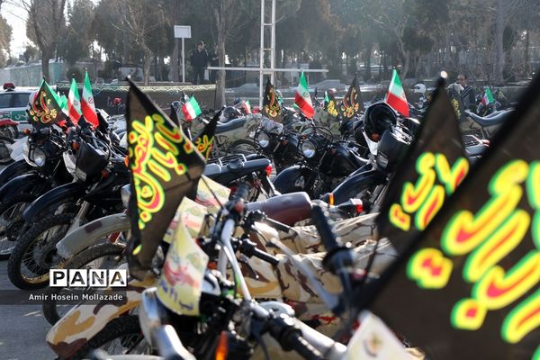 رژه ناوگان موتوری نیروهای مسلح در ارومیه