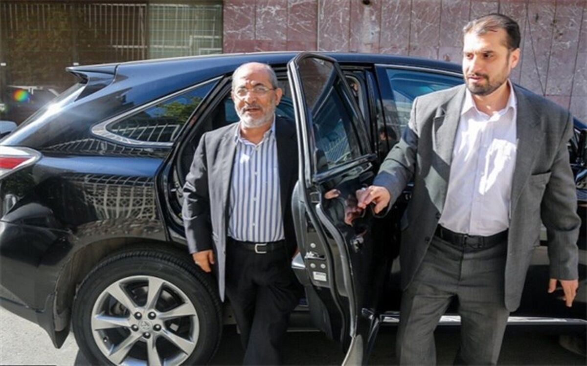 دفاع جالب آشنا از لکسوس سواری رفیق‌دوست