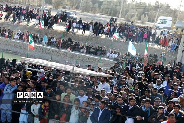 برگزاری همایش بزرگ پیاده‌روی خانوادگی در شهرستان زهک