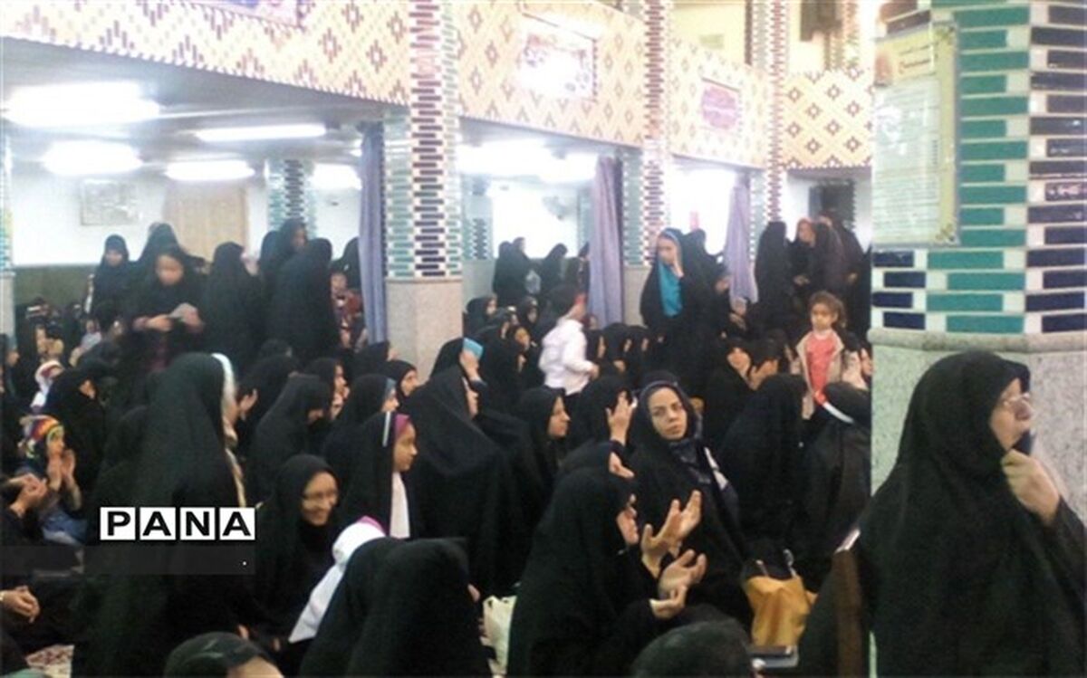برگزاری دعای ندبه دبستان سیدالشهدا در امامزاده جعفر