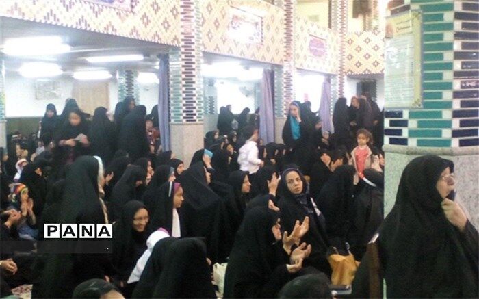 برگزاری دعای ندبه دبستان سیدالشهدا در امامزاده جعفر