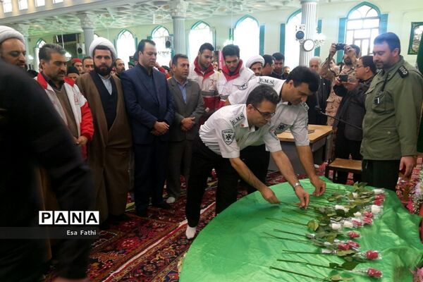 گلباران تمثال امام خمینی (ره) در آذرشهر