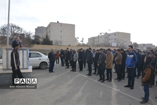 مراسم زنگ انقلاب در مدرسه شهید رضایی ناحیه یک تبریز