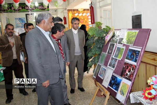 آیین نواختن زنگ انقلاب اسلامی در ناحیه 5 مشهد