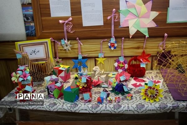 آیین نواختن زنگ انقلاب اسلامی در ناحیه 5 مشهد