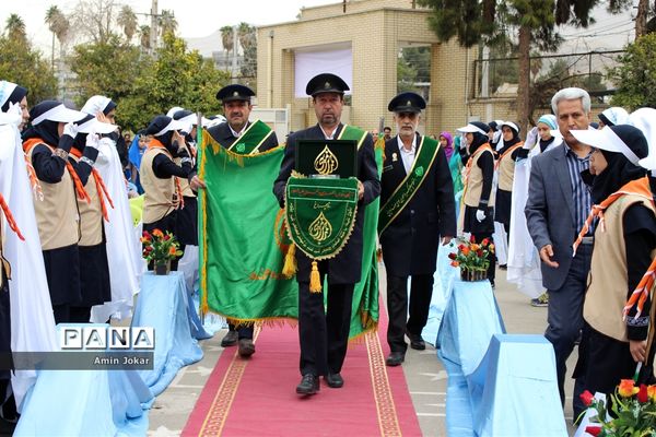 آیین نواختن زنگ انقلاب در مدارس استان فارس