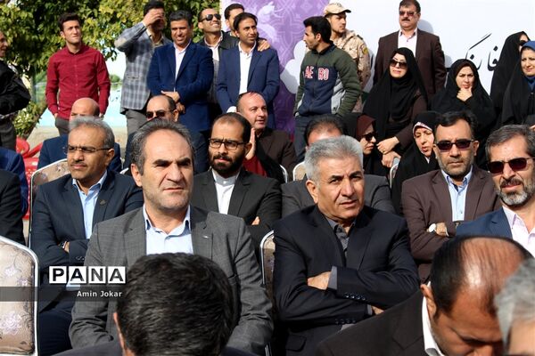 آیین نواختن زنگ انقلاب در مدارس استان فارس