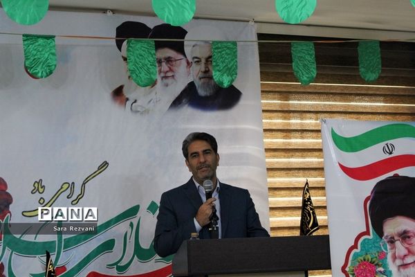 نواخته شدن زنگ انقلاب اسلامی در اسلامشهر