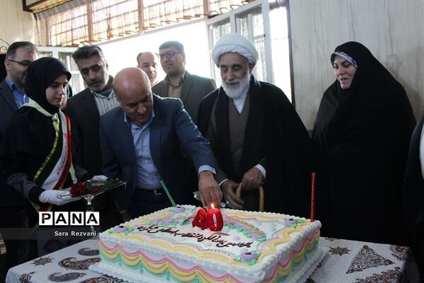 نواخته شدن زنگ انقلاب اسلامی در اسلامشهر