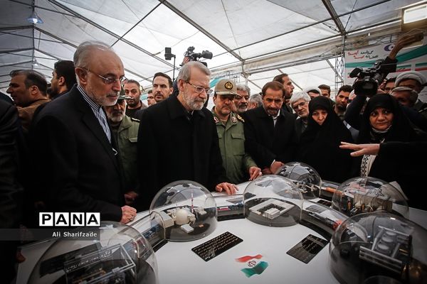 افتتاح نمایشگاه ملی دستاوردهای انقلاب اسلامی و دفاع مقدس