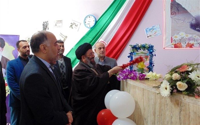 زنگ گلبانگ انقلاب اسلامی در مدارس خوی طنین انداز شد