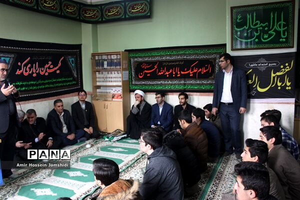 هفتمین نمایشگاه مدرسه انقلاب در تبریز