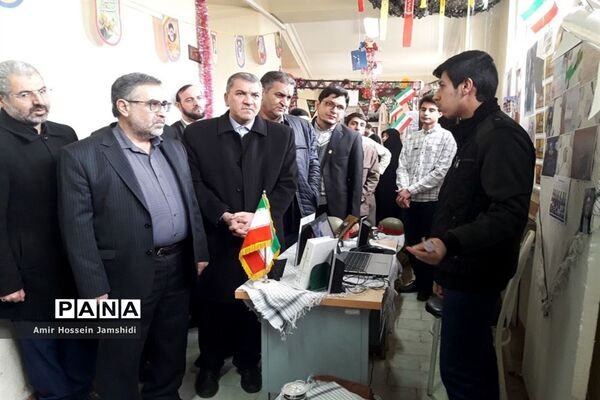 هفتمین نمایشگاه مدرسه انقلاب در تبریز