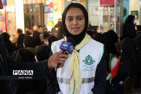 نواخته شدن زنگ انقلاب در مدارس کهگیلویه وبویراحمد