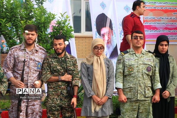 نواختن زنگ انقلاب در مدارس استان بوشهر-1
