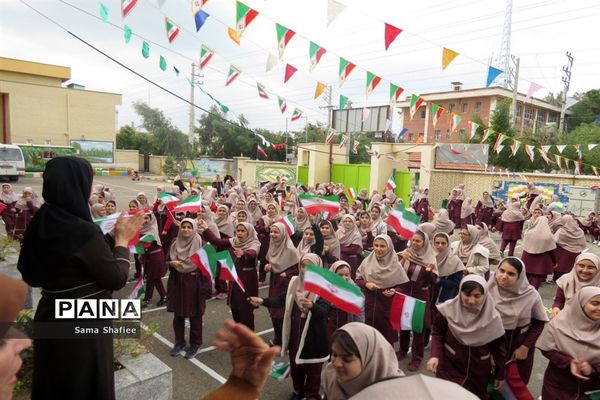 مراسم زنگ انقلاب در دبیرستان شهید سهام خیام بوشهر