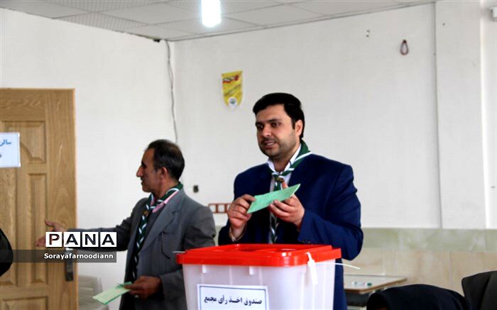 انتخابات مجامع اعضاء و مربیان  سازمان دانش آموزی برگزار شد