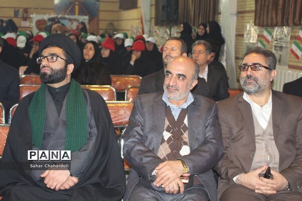 زنگ انقلاب در مدارس استان همدان