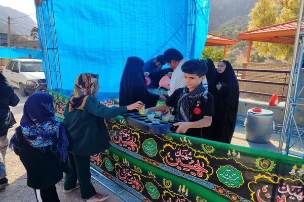 پذیرایی موکب‌ها از جاماندگان اربعین حسینی در دیشموک