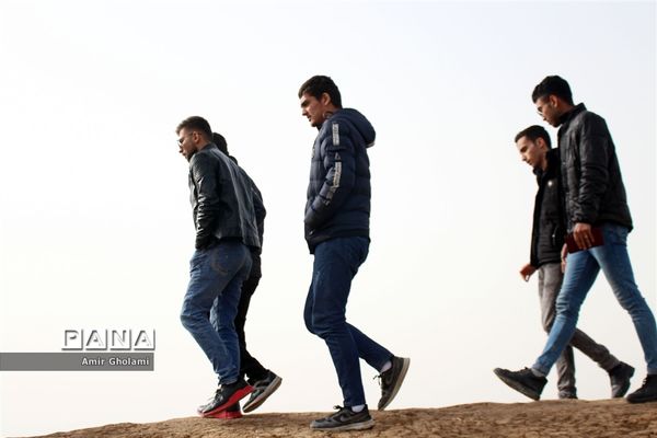 اردوی دانش‌آموزی راهیان نور و آشنایی با فرهنگ مقاومت