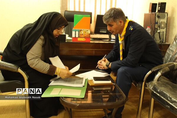 بازدید گروه ارزیابان سازمان دانش‌آموزی مرکز از مدارس تشکیلاتی و پایگاه‌های تغذیه سالم
