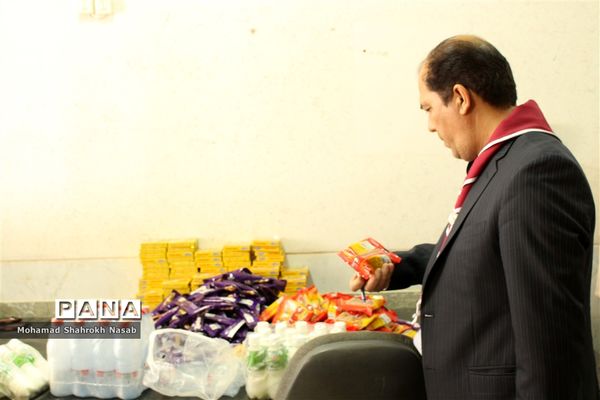 بازدید گروه ارزیابان سازمان دانش‌آموزی مرکز از مدارس تشکیلاتی و پایگاه‌های تغذیه سالم