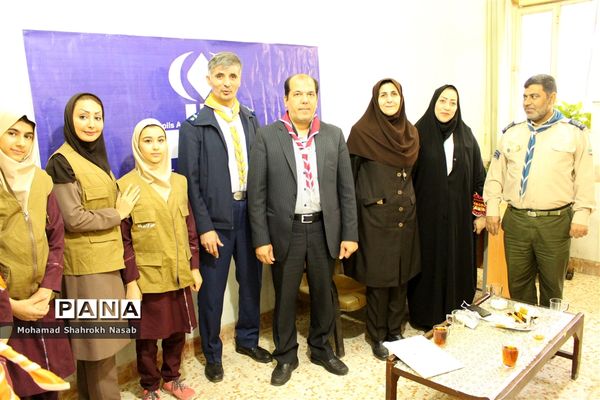 بازدید گروه ارزیابان سازمان دانش‌آموزی مرکز از مدارس تشکیلاتی و پایگاه‌های تغذیه سالم