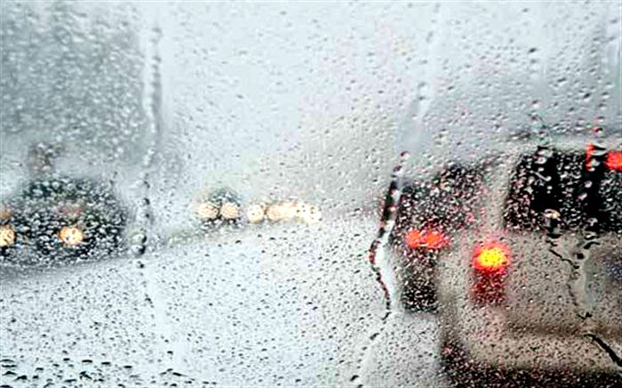 احتمال یخ زدگی جاده ها و لزوم تجهیز خودروها به زنجیر چرخ