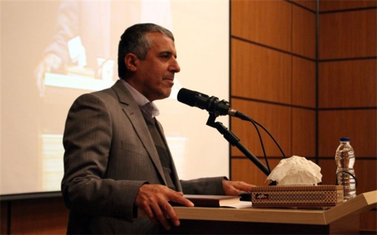 مدیرکل دفتر انجمن اولیا و مربیان: خانواده‌ها نقش کلیدی خود را در نظام تعلیم و تربیت به‌خوبی ایفا کنند