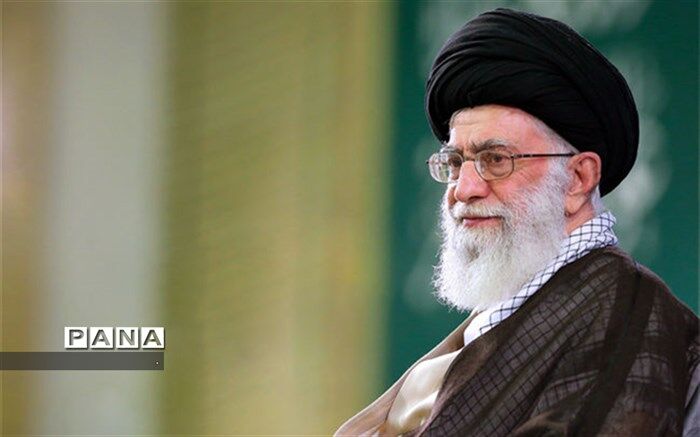 نظر رهبر معظم انقلاب درباره «لایک کردن عکس افراد بی‌حجاب در شبکه‌های اجتماعی»