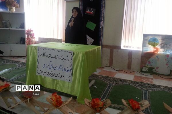 مراسم سوگواری ایام فاطمیه اعضای تشکل پیشتازان دبیرستان خدیجه کبری(س) سراب