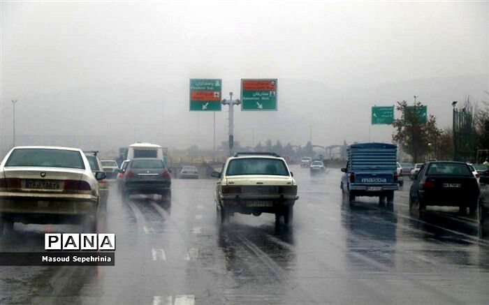 ورود سامانه بارشی فعال به فارس و آبگرفتگی معابر