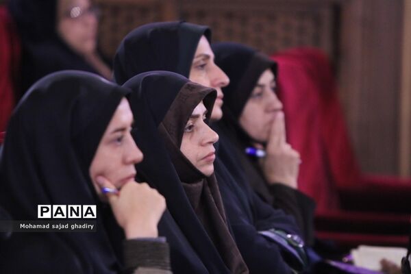 جلسه معاونان پرورشی و تربیتی منطقه 9