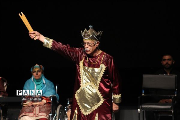 نمایش فاخر رستم و سهراب