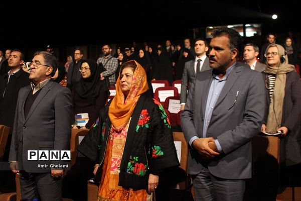 نمایش فاخر رستم و سهراب